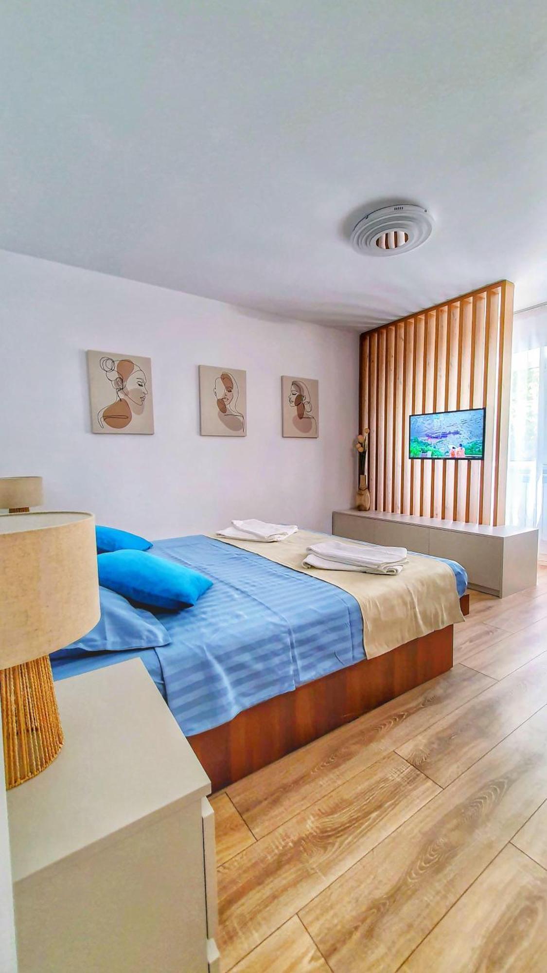 Central Luxury Apartment Яш Екстериор снимка