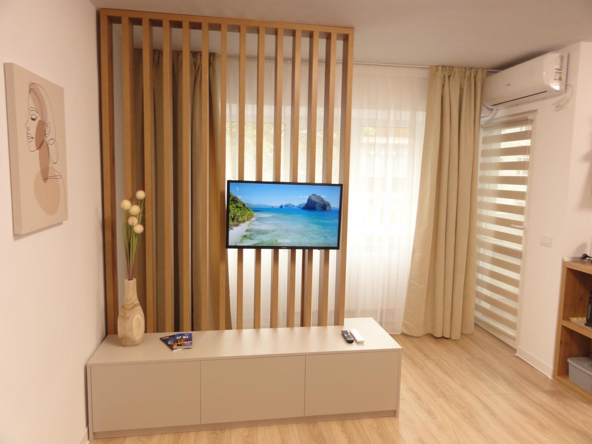 Central Luxury Apartment Яш Екстериор снимка
