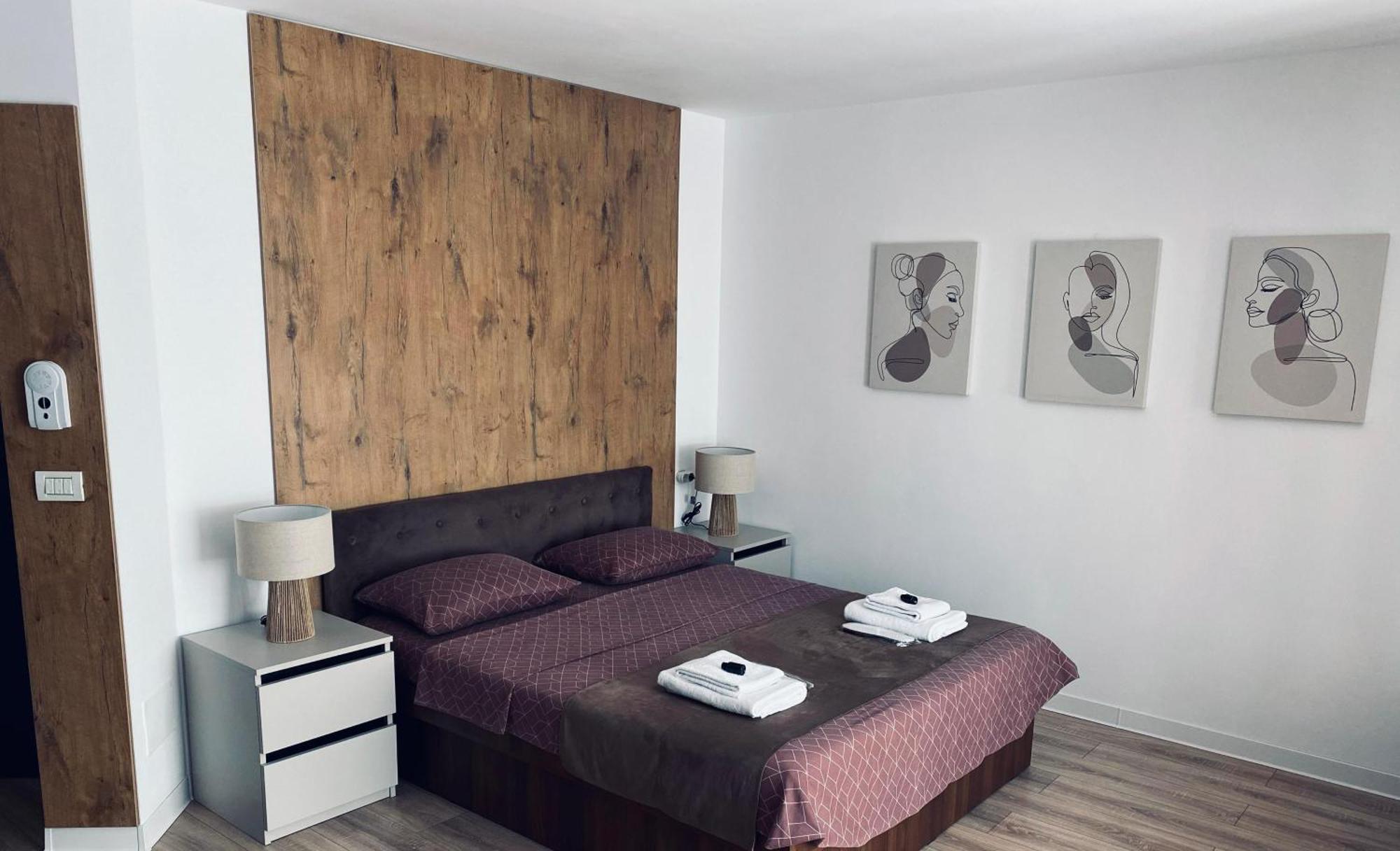 Central Luxury Apartment Яш Екстериор снимка