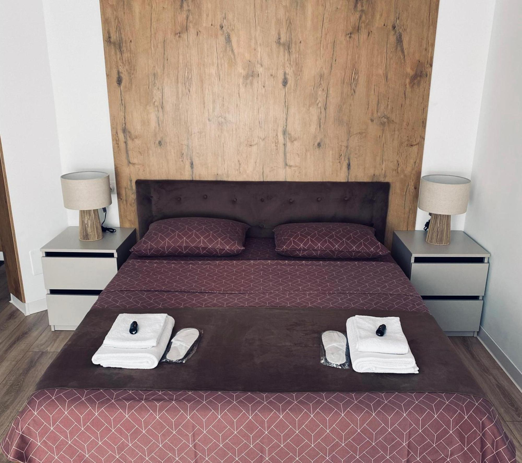 Central Luxury Apartment Яш Екстериор снимка